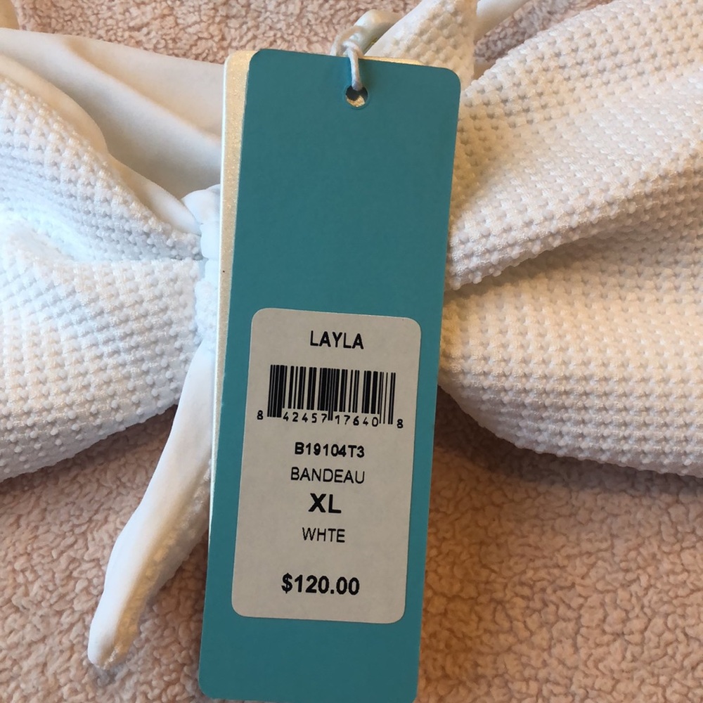 NWT Beach 🏝️ bunny 🐰 white swimsuit top - Picture 7 of 10